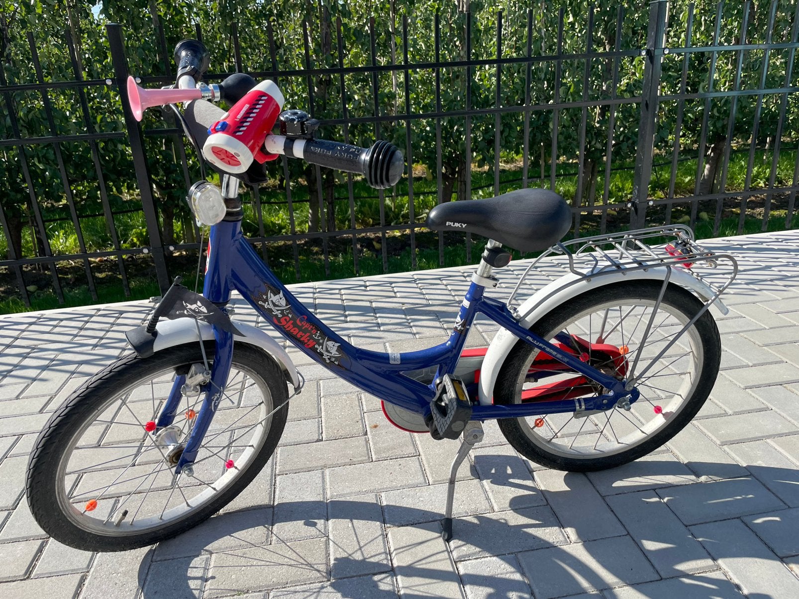 Blauwe Puky kinderfiets 18 inch., Fietsen en Brommers, Ophalen, Zo goed als nieuw, 16 tot 20 inch