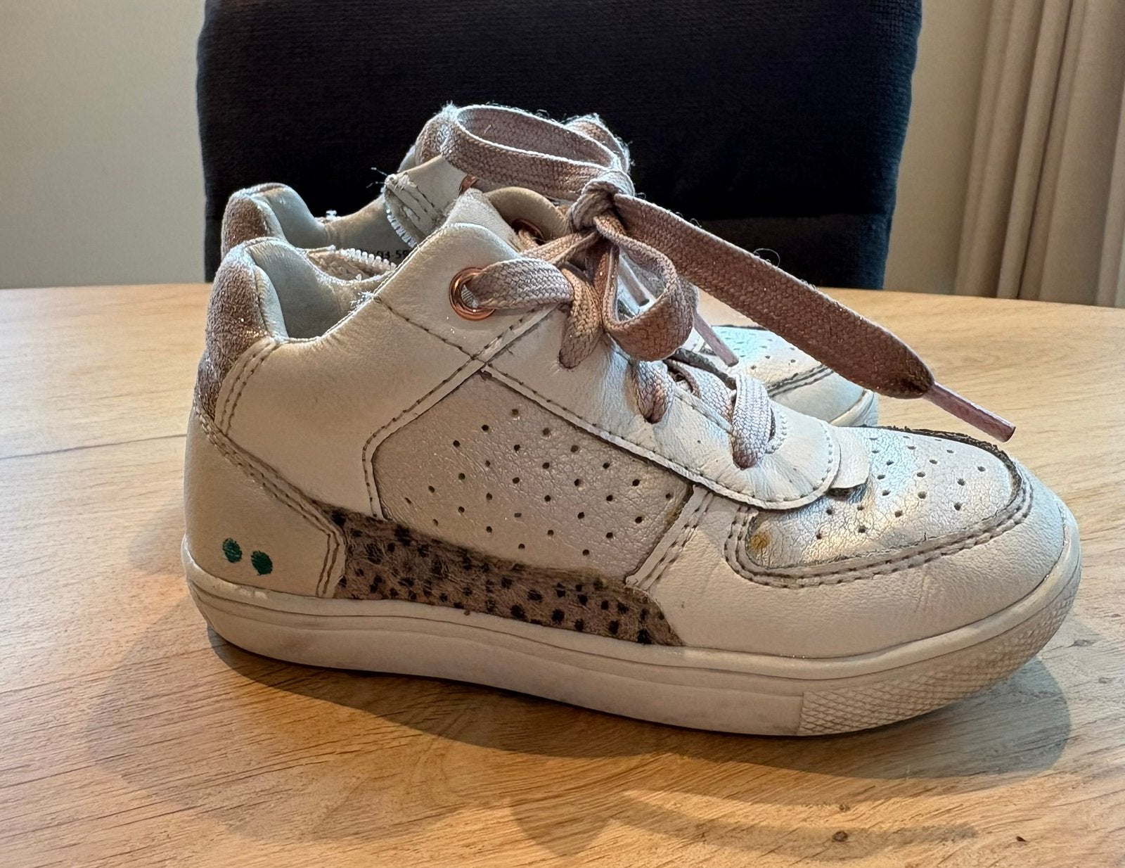 Sneakers Bunnies mt 24 met rits en vetersluiting, Gebruikt, Meisje, Schoenen, Ophalen of Verzenden