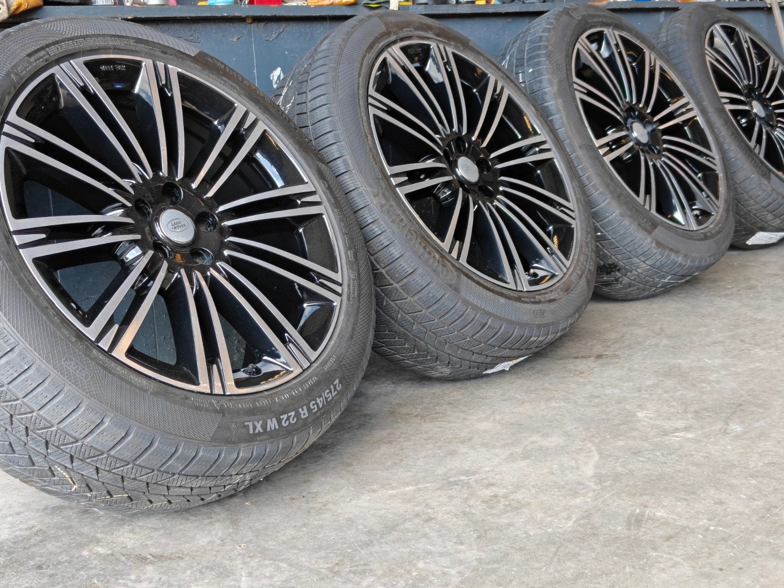 22" Range Rover Winterset Continental TPMS, Gebruikt, 275 mm, Banden en Velgen, Onbekend