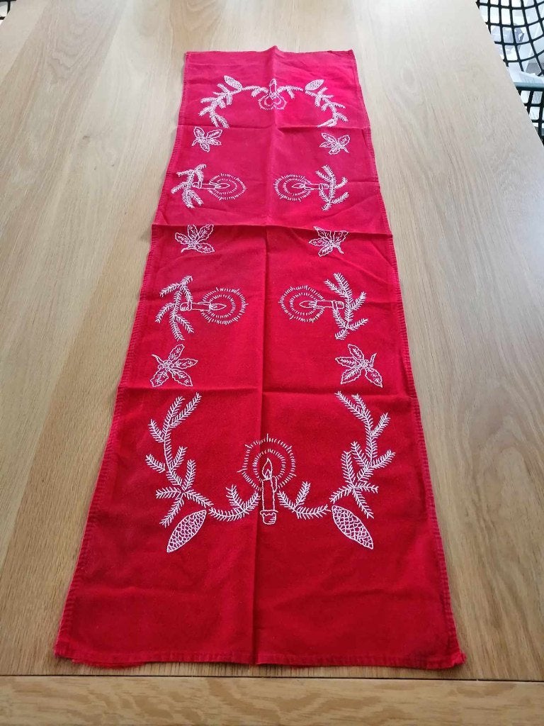 Geborduurd kerst tafelloper, Diversen, Ophalen of Verzenden, Gebruikt