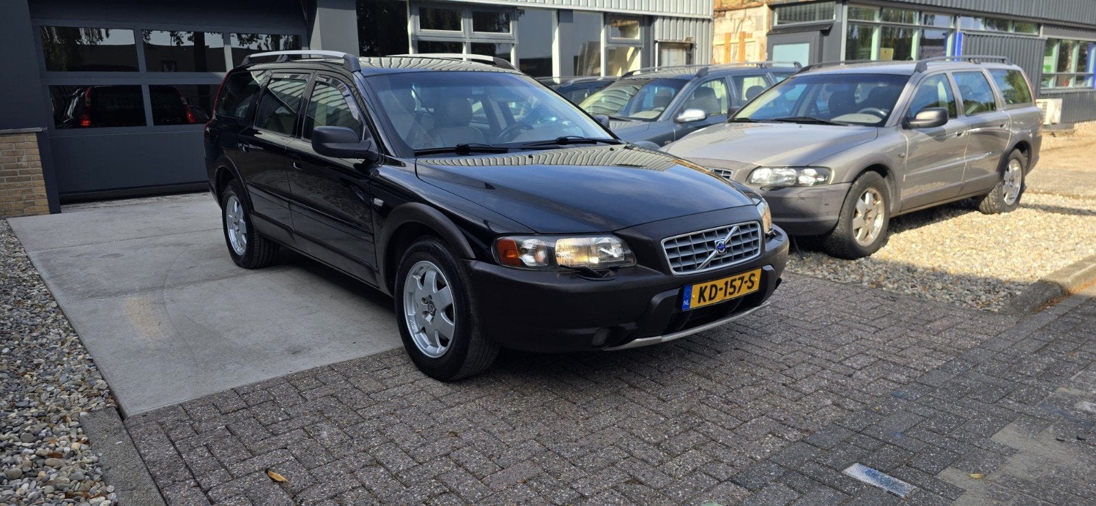 Volvo XC70 2.4t Awd Youngtimer, Auto's, Automaat, 1800 kg, Beige, 1700 kg