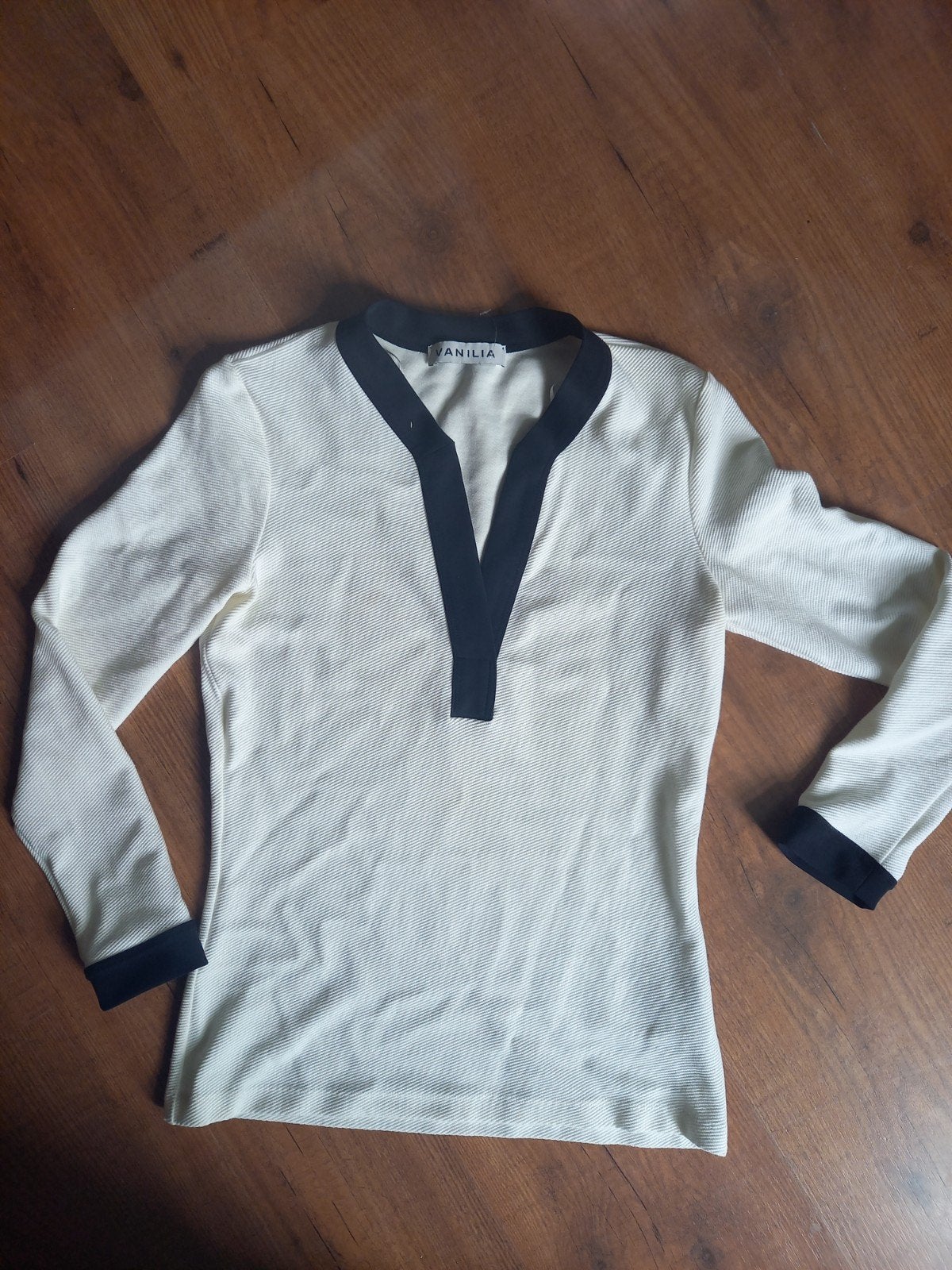 Shirt / truitje Vanilia maat 34, Wit, Ophalen of Verzenden, Zo goed als nieuw, Lange mouw