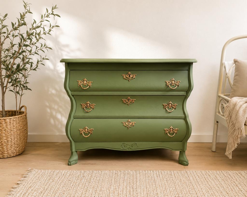 Vintage olijfgroene commode / 3 ladekast  – houten buikkast, Huis en Inrichting, Kasten | Ladekasten, Zo goed als nieuw, Minder dan 100 cm