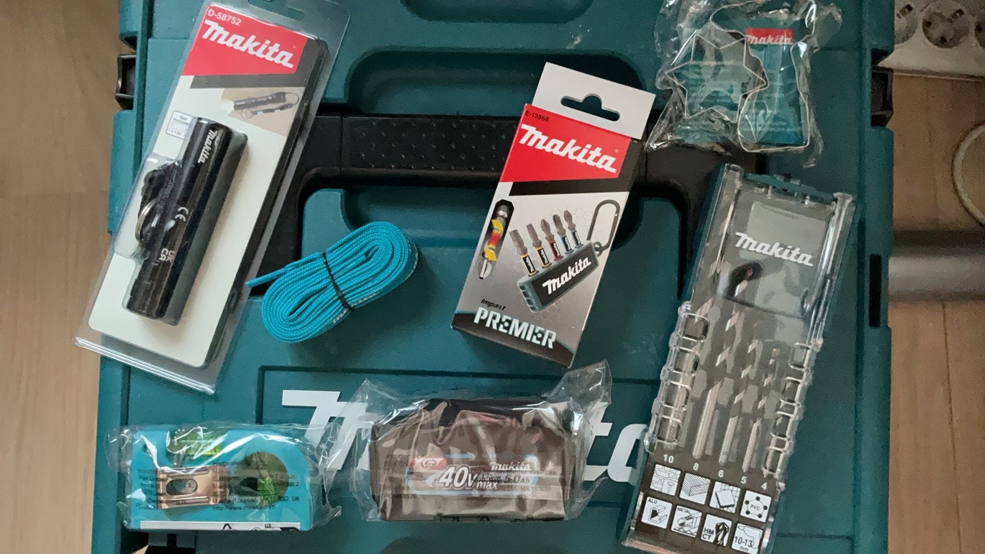Makita gadgets, Ophalen of Verzenden, Zo goed als nieuw
