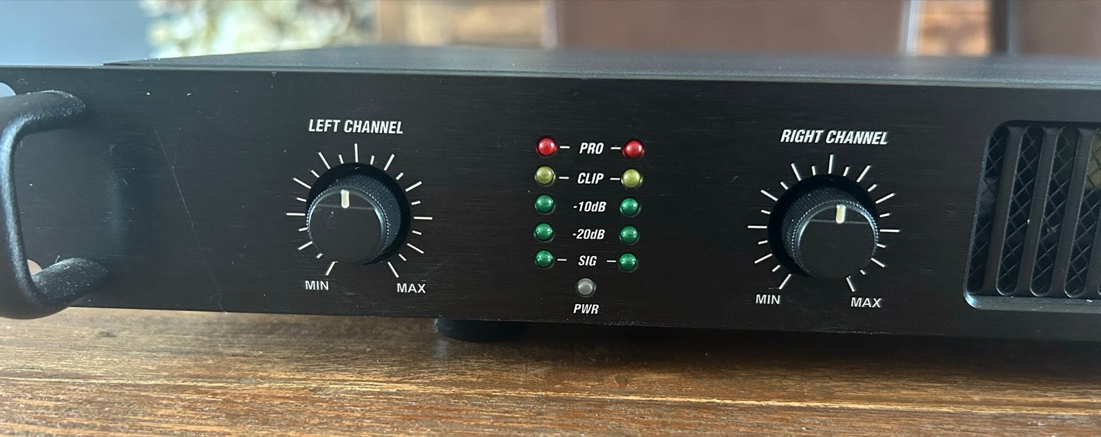 Power Dynamics PDD1100 Digitale Versterker, Zo goed als nieuw, 120 watt of meer, Stereo, Ophalen