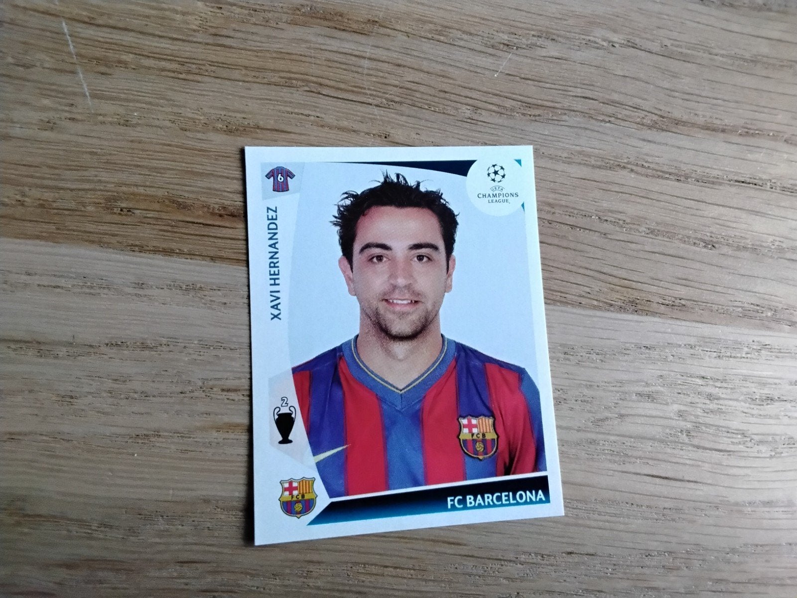 Panini Sticker Xavi Hernandez Champions League 2009/2010, Ophalen of Verzenden, Zo goed als nieuw, Poster, Plaatje of Sticker