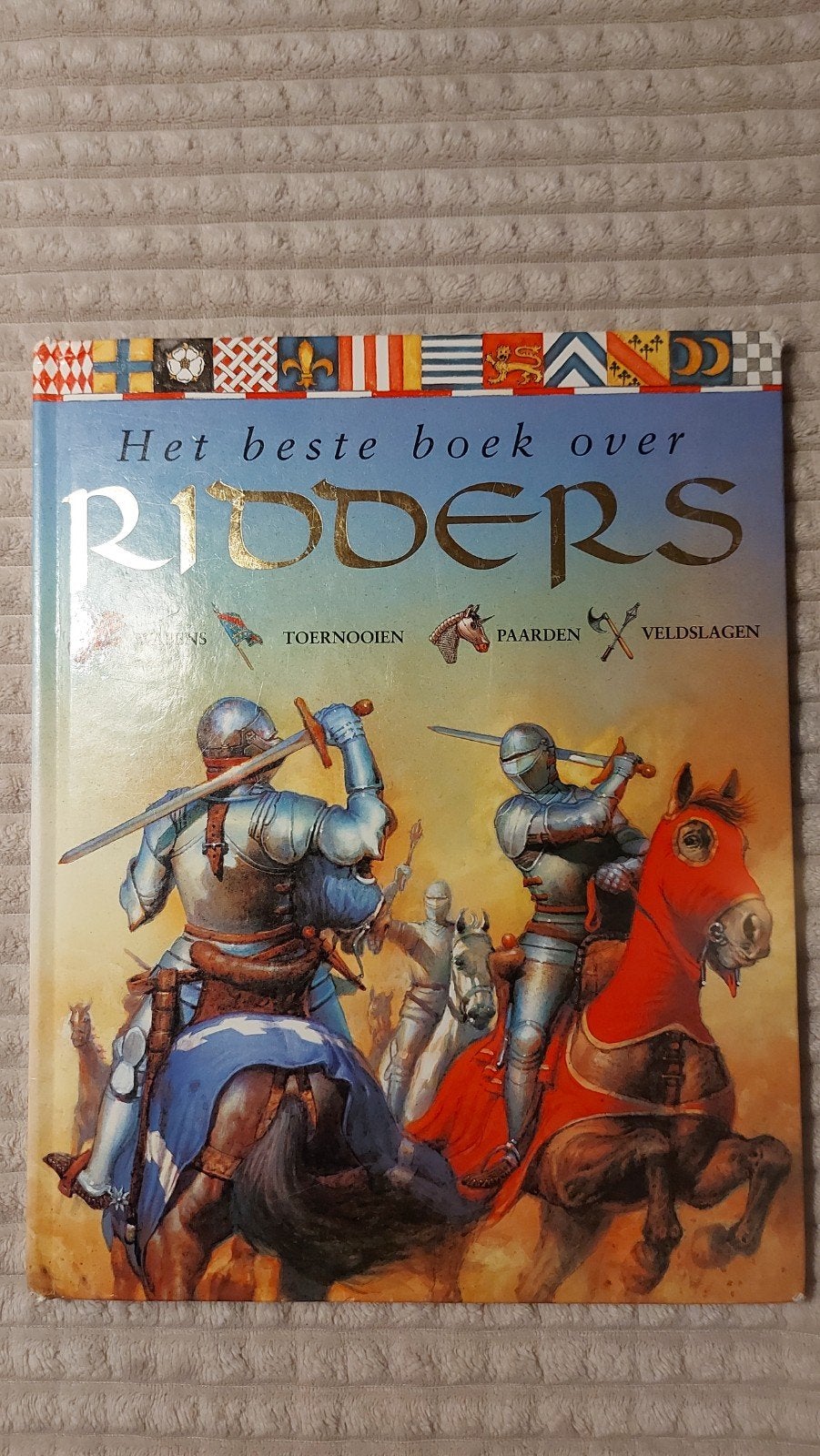 Het beste boek over Ridders - Avontuurlijk kinderboek, Ophalen of Verzenden, Zo goed als nieuw, Onbekend