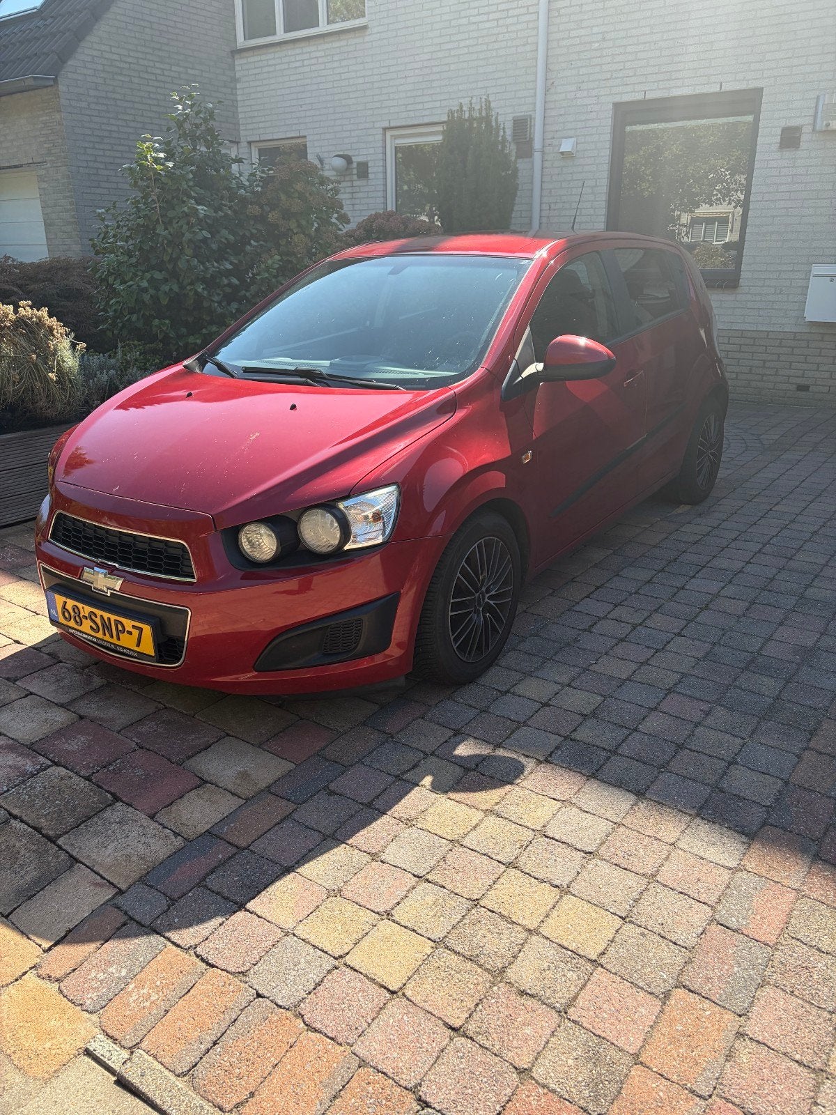 Net uitziende en goedrijdende Chevrolet Aveo 1.4 Automaat, Auto's, Chevrolet, 15 km/l, 4 cilinders, 100 pk, 49 €/maand