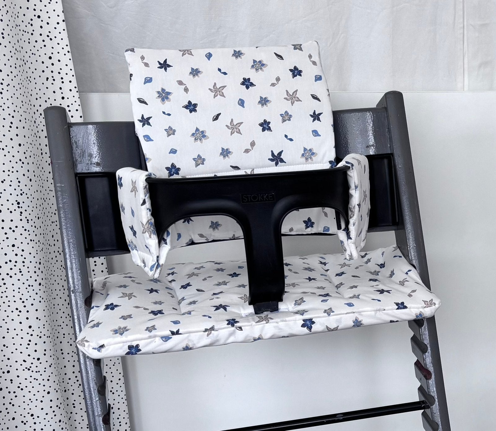 Nieuwe lief gebloemde Kussenset voor Tripp Trapp stoel, Ophalen of Verzenden, Nieuw, Stoelverkleiner