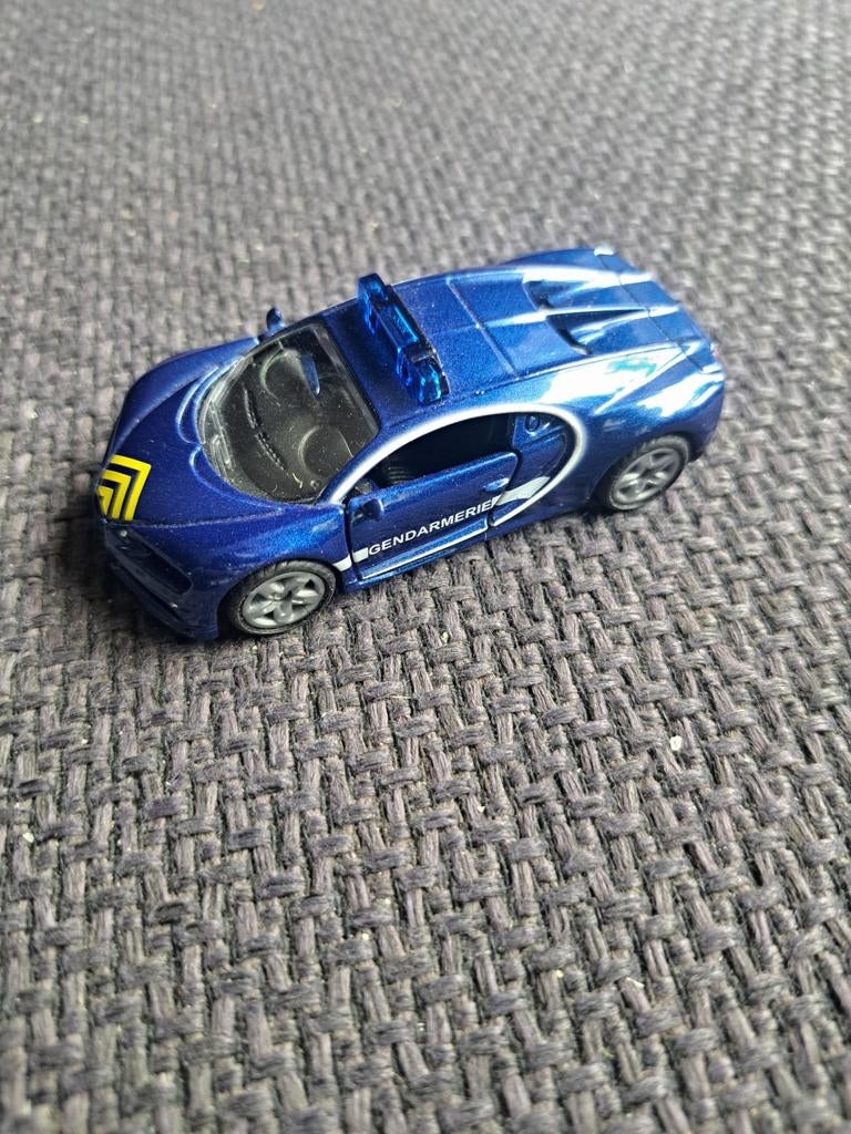 Siku model bugatti chiron "gendarmerie", Gebruikt, Auto, West germany, N.b