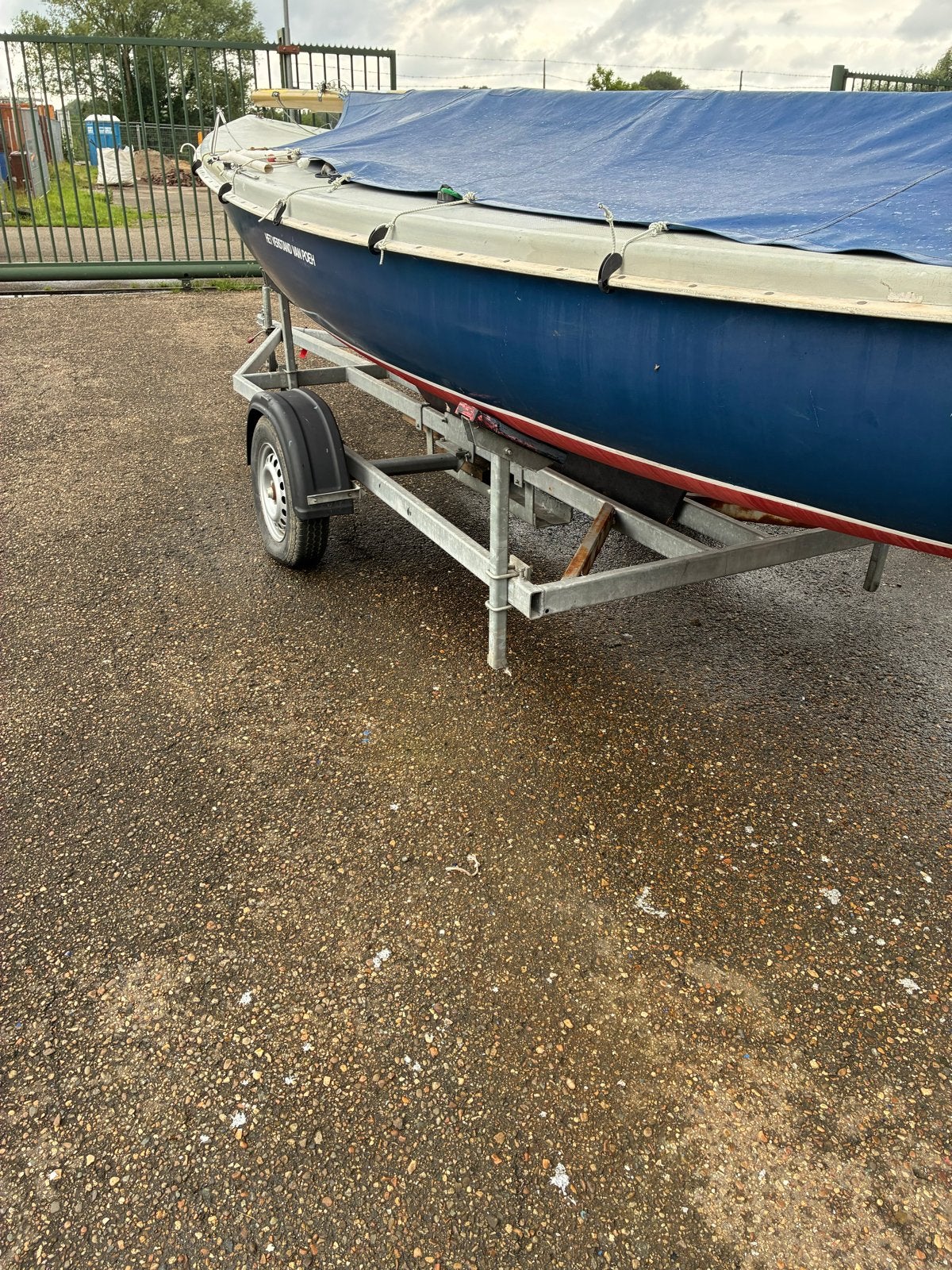 Zeilboot met trailer - Klaar voor het water! Incl. Bb motor!, Watersport en Boten, Open zeilboten, Gebruikt, Randmeer, Randmeer