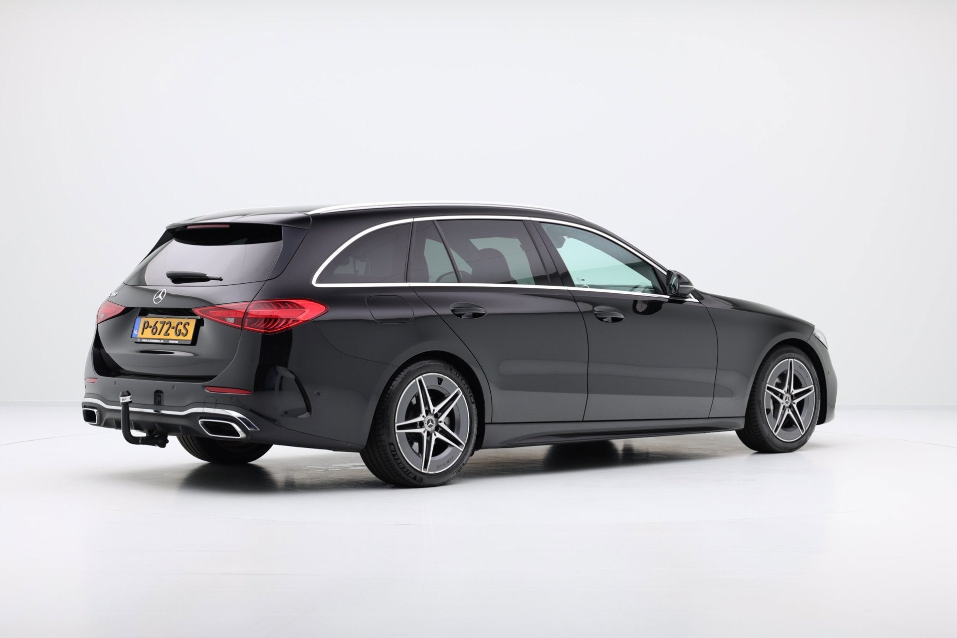 Foto 4 van Mercedes-Benz C-klasse Estate 180 AMG Line Aut. Navi|Leder-A