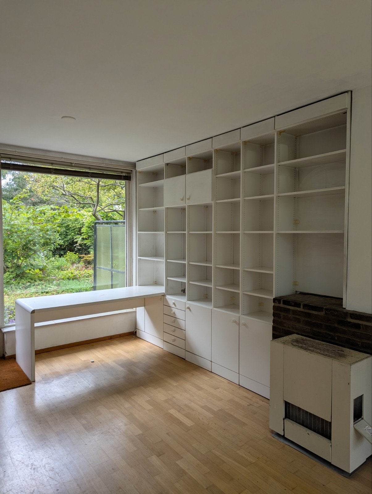 Grote witte wandkast met werkblad - zelf demonteren, Ophalen, 25 tot 50 cm, 200 cm of meer, 200 cm of meer