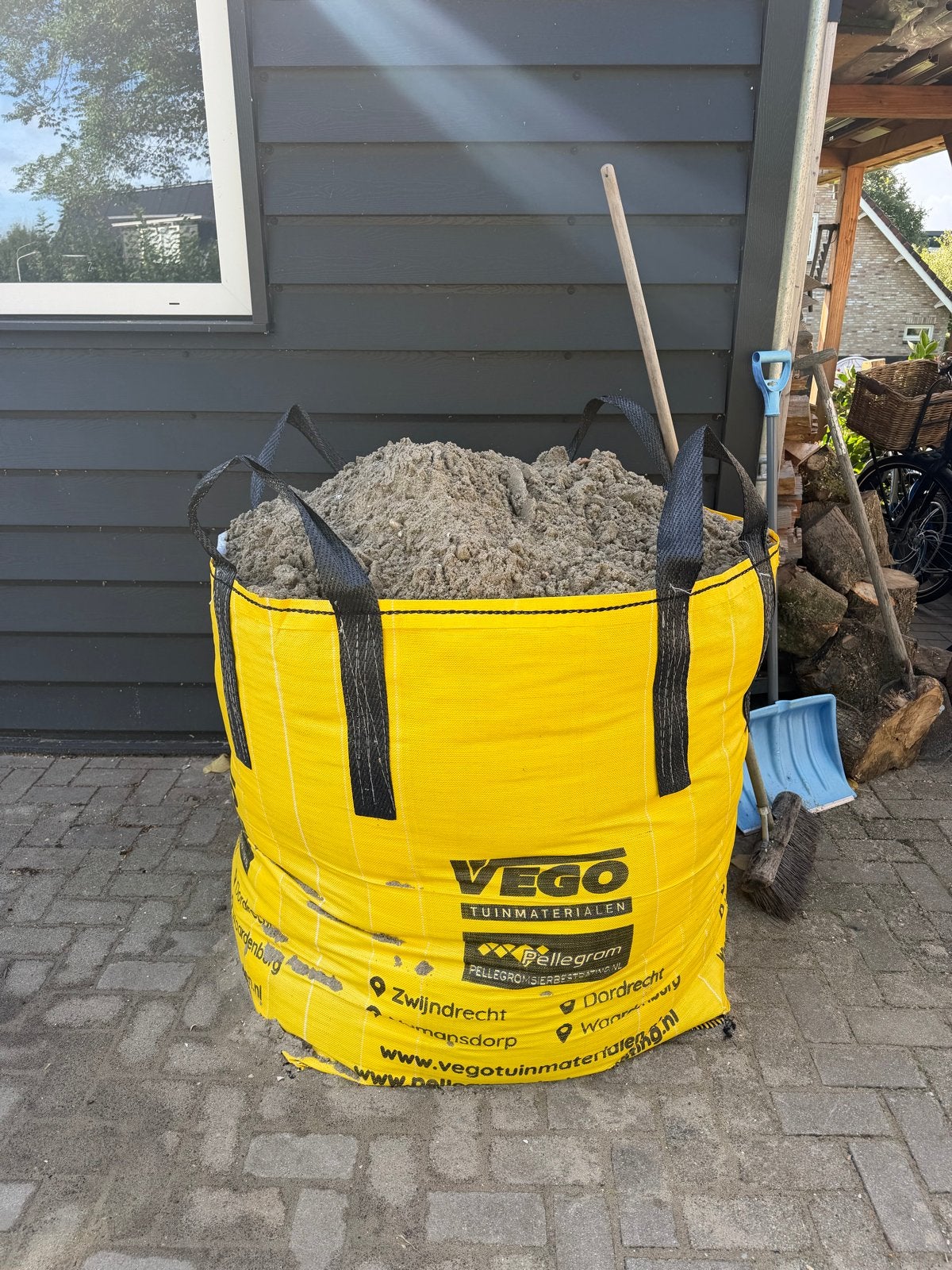 1 kuub ophoogzand over van klus, Tuin en Terras, Ophalen of Verzenden, Gebruikt, Ophoogzand
