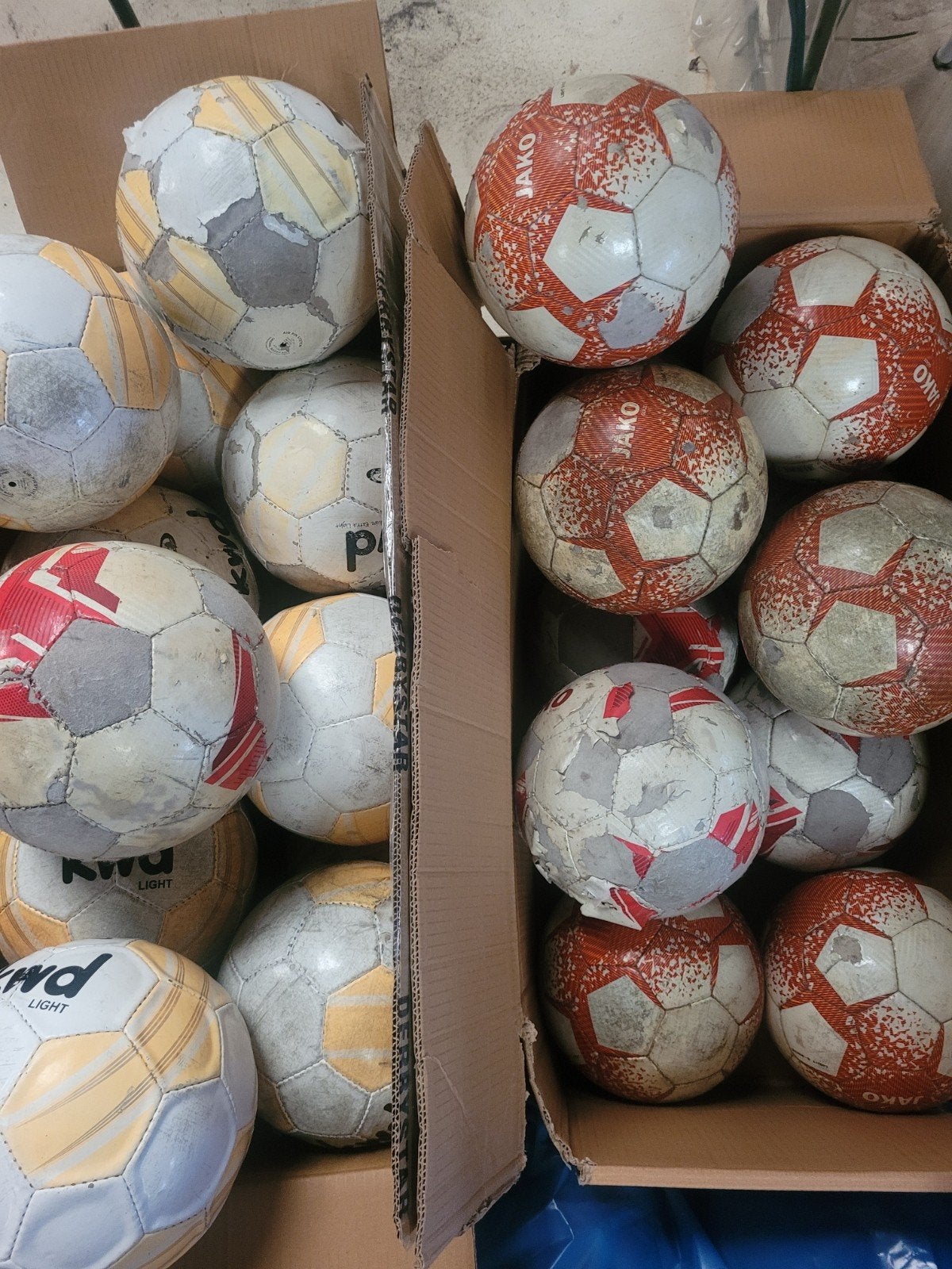 Partij gebruikte voetballen, Maat XL, Ophalen of Verzenden, Gebruikt, Bal