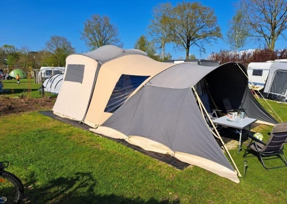 Cabanon Mercury Deluxe 2017 + Panorama luifel, Ophalen, Cabanon, Aanwezig, Meer dan 6
