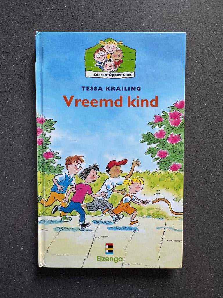 Vreemd kind - Dieren-Oppas-Club, Ophalen of Verzenden, Zo goed als nieuw, Fictie algemeen