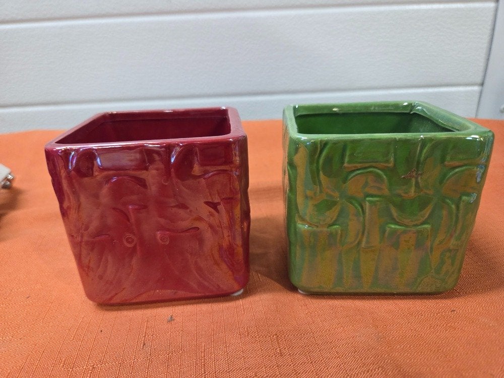bloempotjes groen en rood vintage look, Ophalen of Verzenden, 'T Olde Gre-j, Info@toldegrej.nl, Endepoelstraat 20f Didam