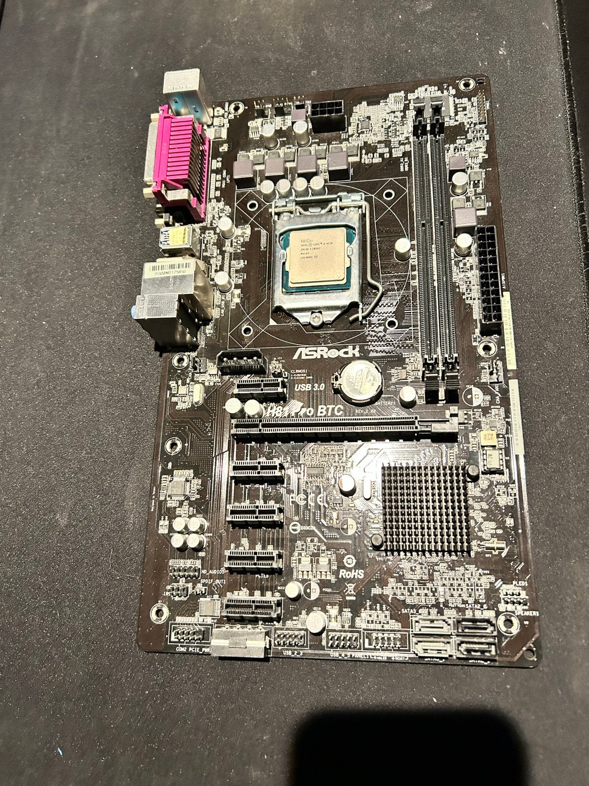 ASRock H81 Pro BTC moederbord met Intel Core i3-4170 CPU, Computers en Software, Ophalen of Verzenden, Gebruikt, 4-core, 3 tot 4 Ghz