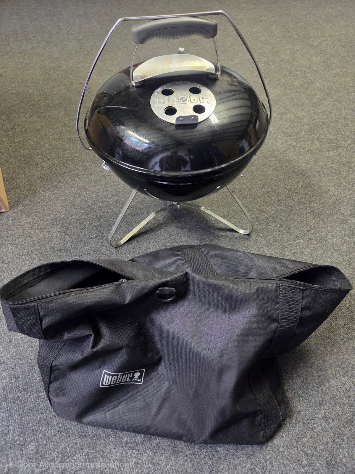 Compacte Weber Barbecue met Tas, Ophalen, Zo goed als nieuw, WEBER BBQ, Met accessoires