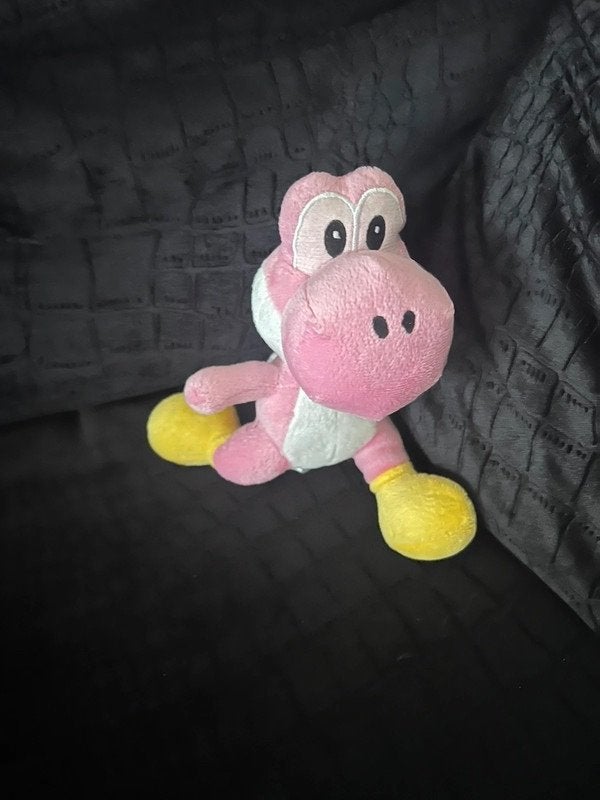 licht roze Yoshi knuffel 21 cm met koord en zuignap, Overige typen, Ophalen of Verzenden, Zo goed als nieuw, Middelgroot (20 tot 80 cm)