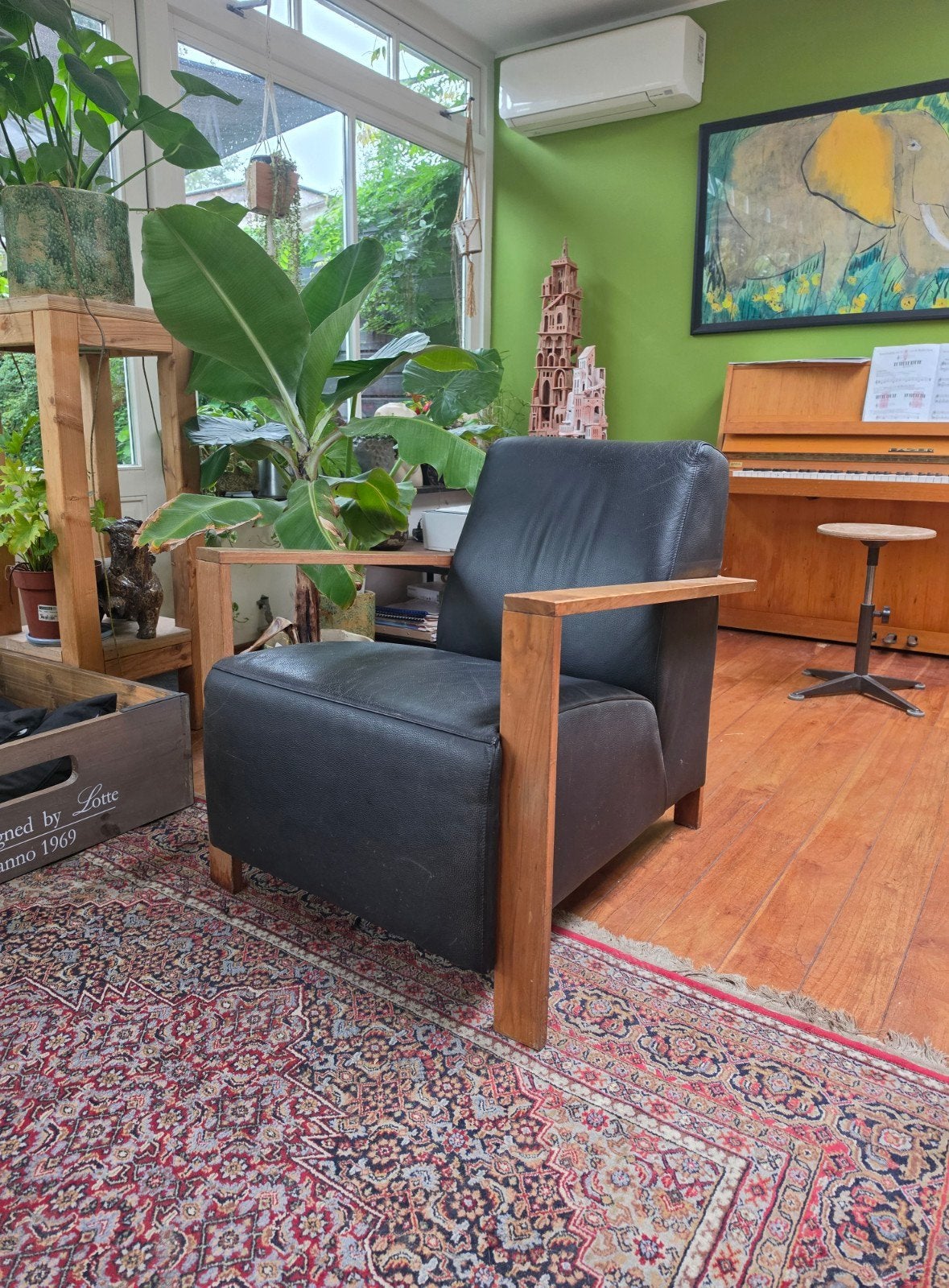 zwarte leren fauteuil stoel van Montel design., Huis en Inrichting, Fauteuils, Ophalen, Design, 75 tot 100 cm, Zo goed als nieuw