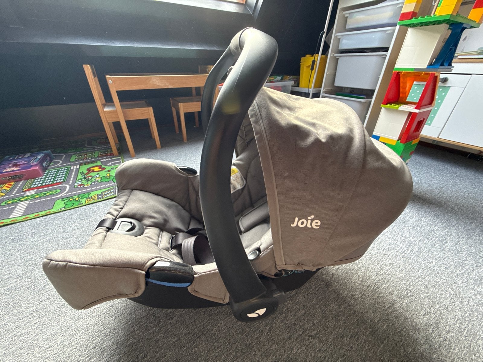 Mooie Joie autostoel - Zo goed als nieuw, Autogordel, Zijbescherming, Zo goed als nieuw, 0 t/m 13 kg