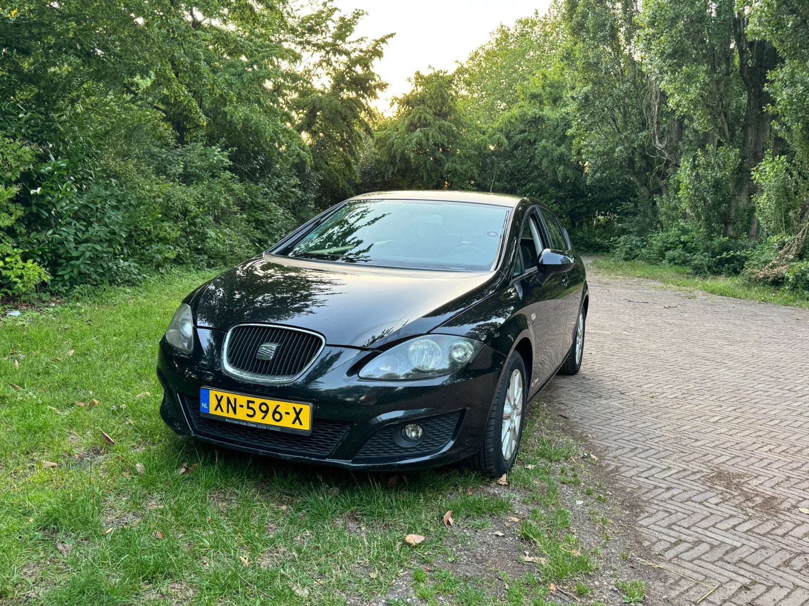 Seat Leon 1.2 TSI, Airco, Cruise control, Navigatie., Auto's, Seat, Voorwielaandrijving, 4 cilinders, Leon, Zwart