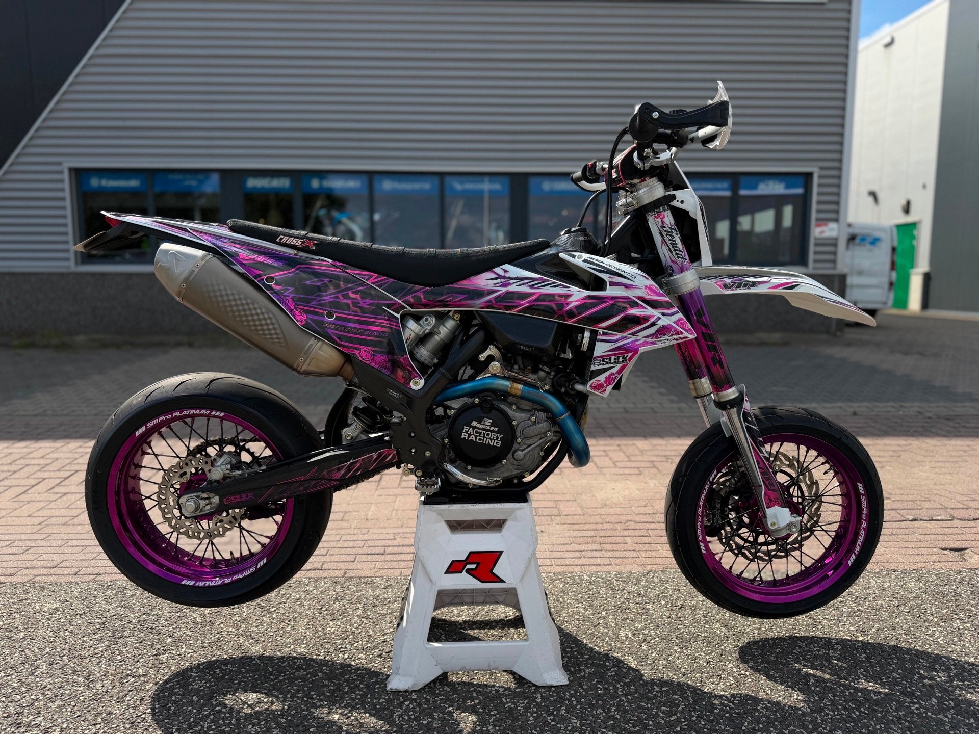 KTM 450/500 EXC-F 2022 model Supermoto Supermotard Sm A2 rij, 450 cc, Ktm, Mangofen
5555  Mangofen, AT, Bedrijf