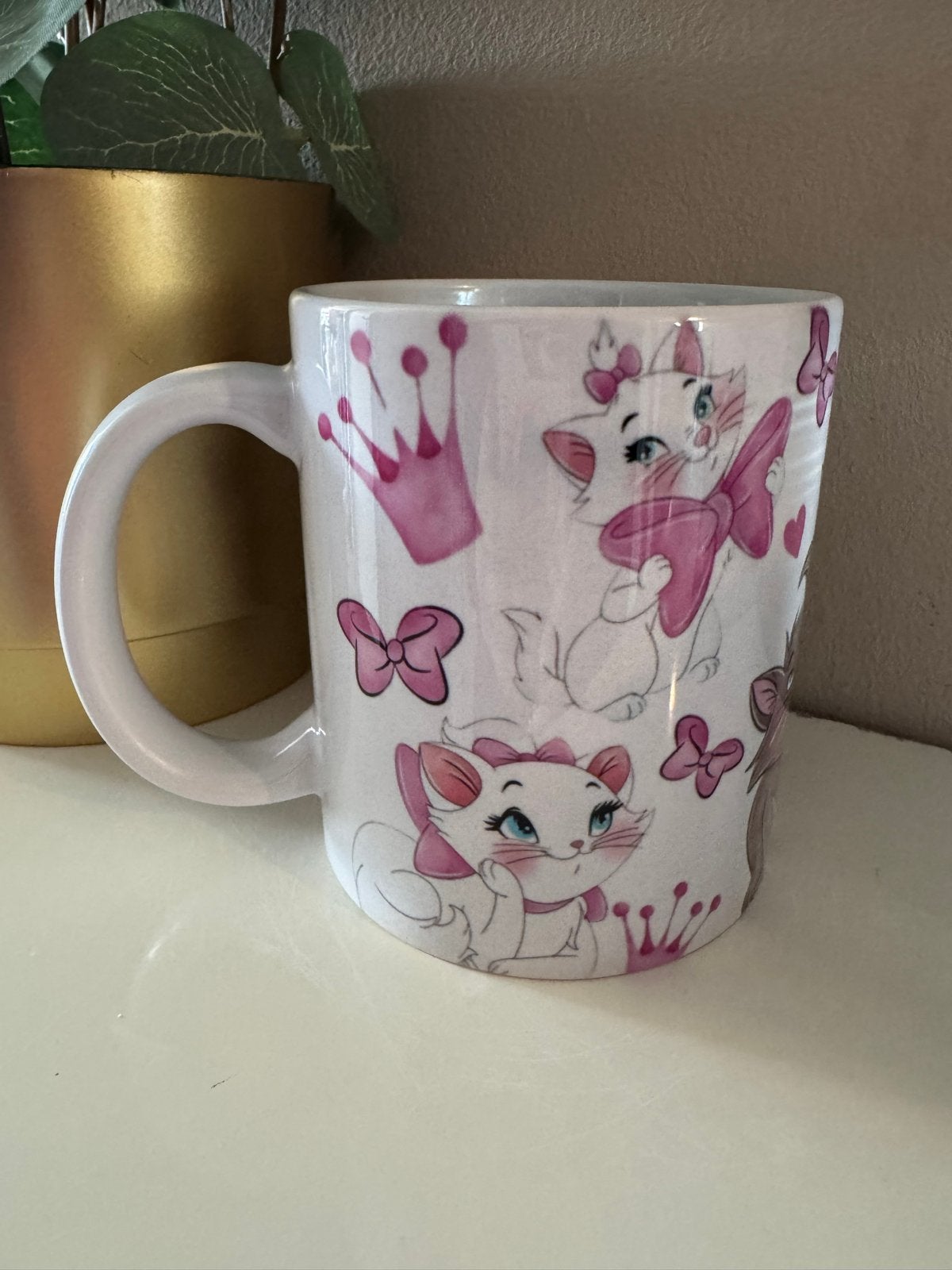 Nieuwe Disney Aristocats Marie mok - perfect cadeau!, Overige typen, Nieuw, Ophalen of Verzenden, Steen/keramiek