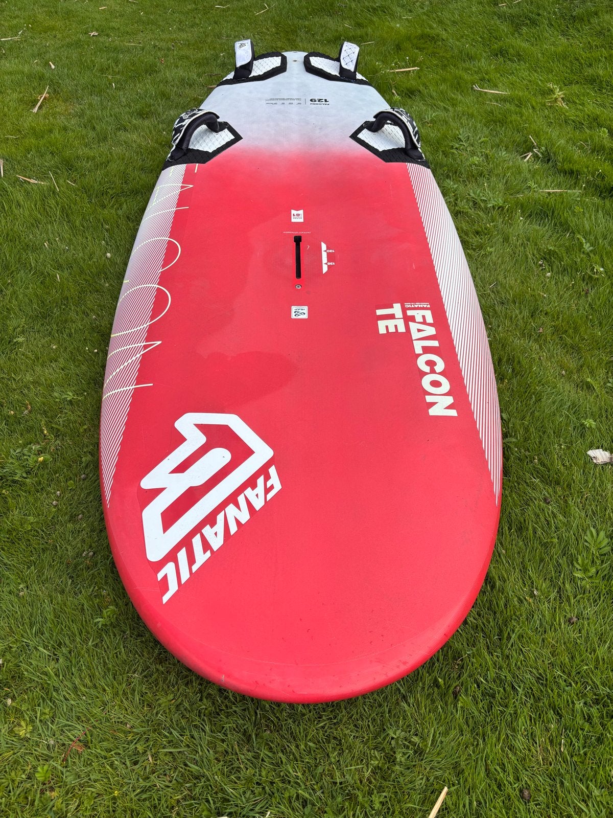 Fanatic Falcon 129 liter windsurfplank, Watersport en Boten, Ophalen, Met voetbanden, Gebruikt, Minder dan 250 cm