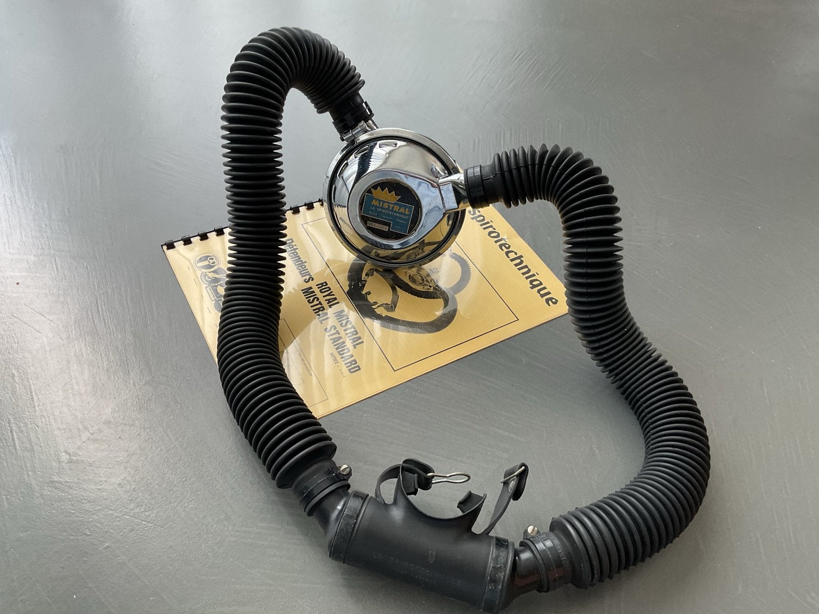 Vintage La Spirotechnique Royal Mistral duikregelaar, Watersport en Boten, Ophalen of Verzenden, Gebruikt, Overige typen