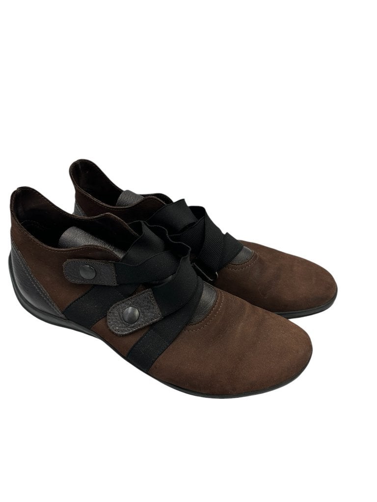 Arche platte schoenen 38,5, Kleding | Dames, Schoenen, Bruin, Nieuw, Ophalen of Verzenden, Sneakers of Gympen