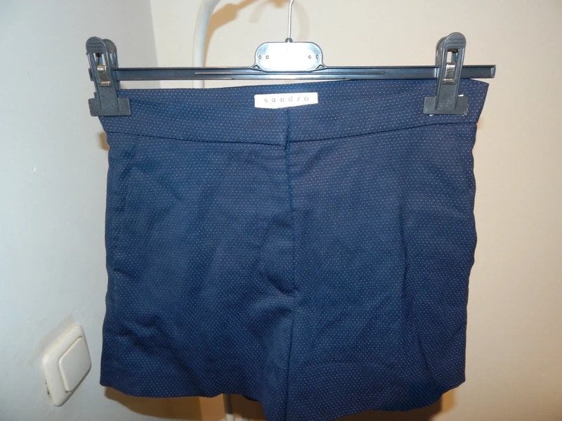 Sandro nette korte short fijn mini stippeltje in de stof S, Kort, Sandro, Zo goed als nieuw, Maat 36 (S)