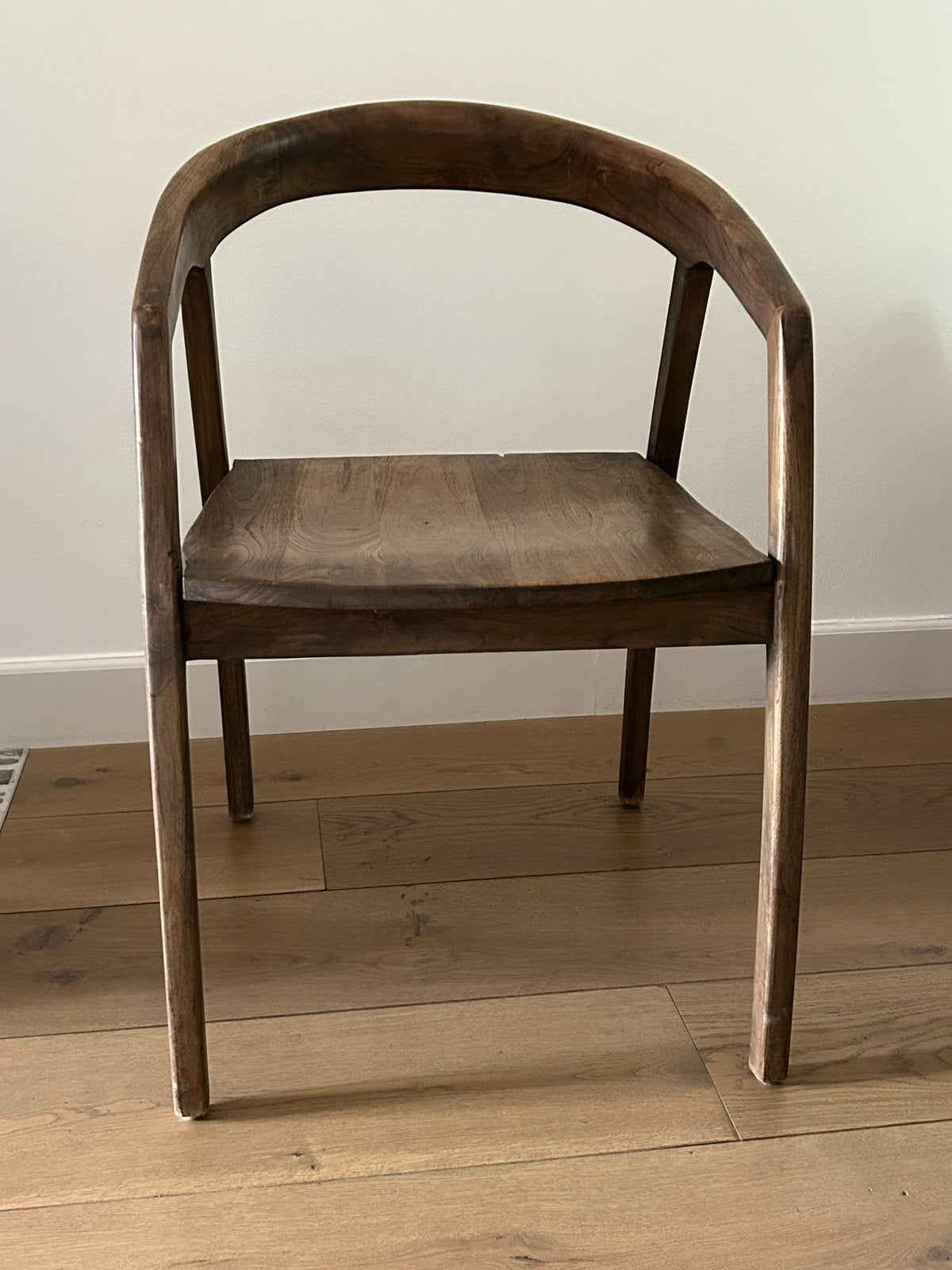 Hoffz stoel Nairobi teak stoer - sober - landelijk, Huis en Inrichting, Ophalen, Gebruikt, Bruin, Eén