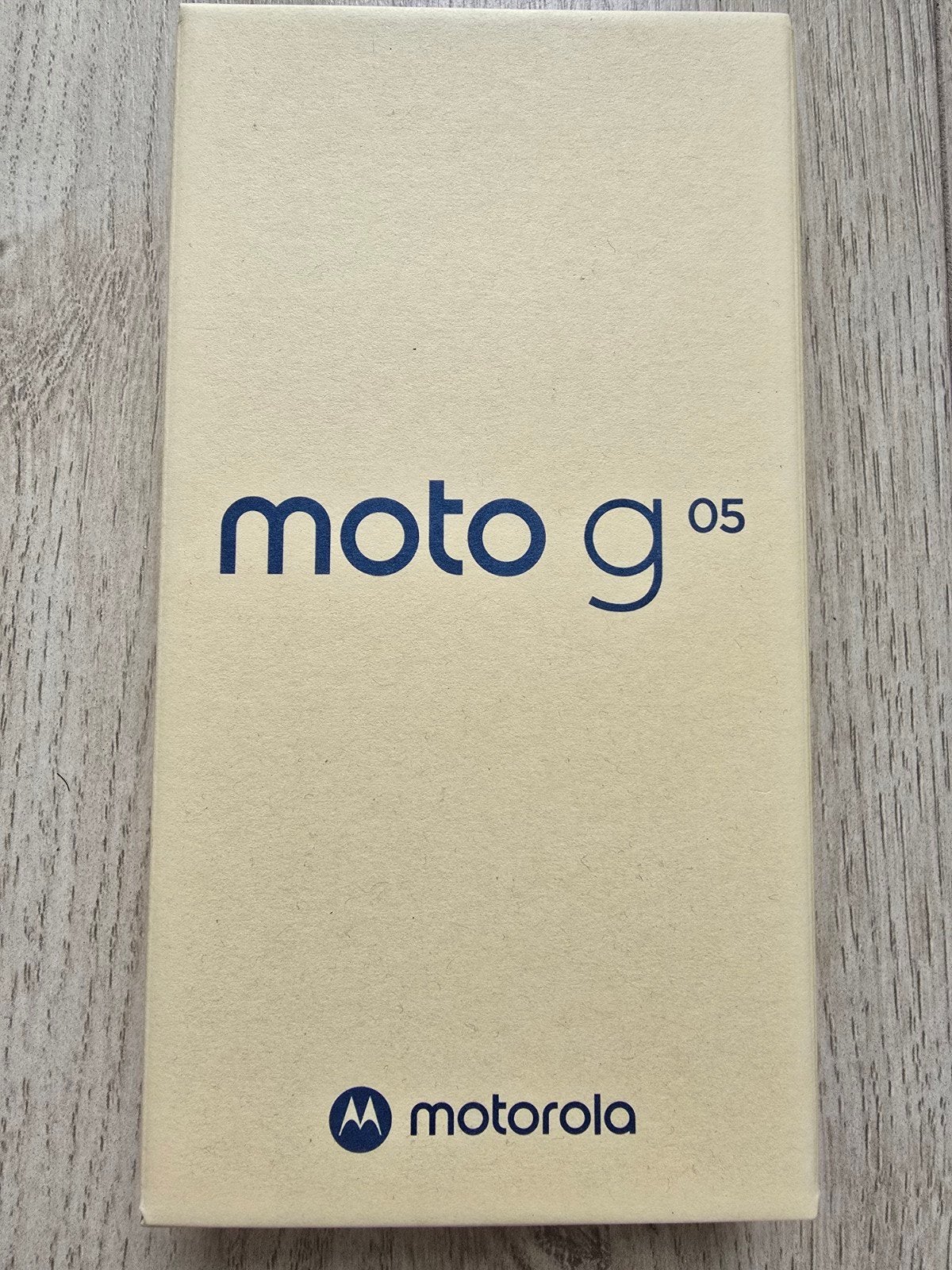 Motorola Moto G05 - Nieuw in doos + Wireless Charger, Telecommunicatie, Mobiele telefoons | Motorola, Overige modellen, Overige kleuren