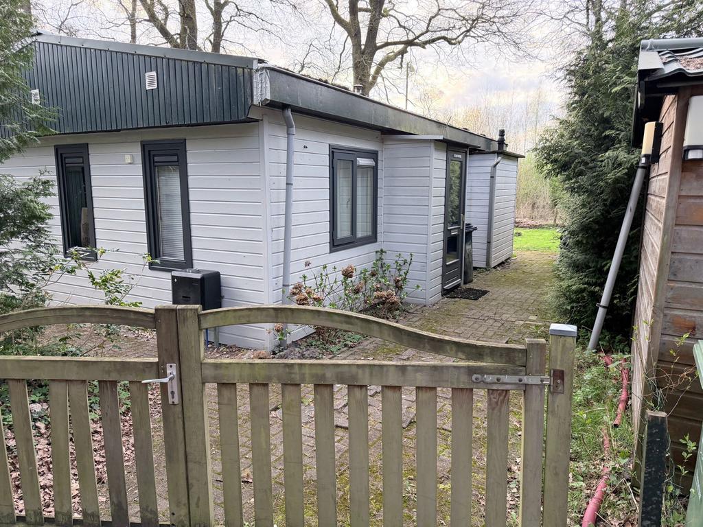 Chalet op unieke, rustige locatie kavel 66 (ca. 330 m²), Huizen en Kamers, Recreatiewoningen te koop, Gelderland, Chalet, Verkoop zonder makelaar