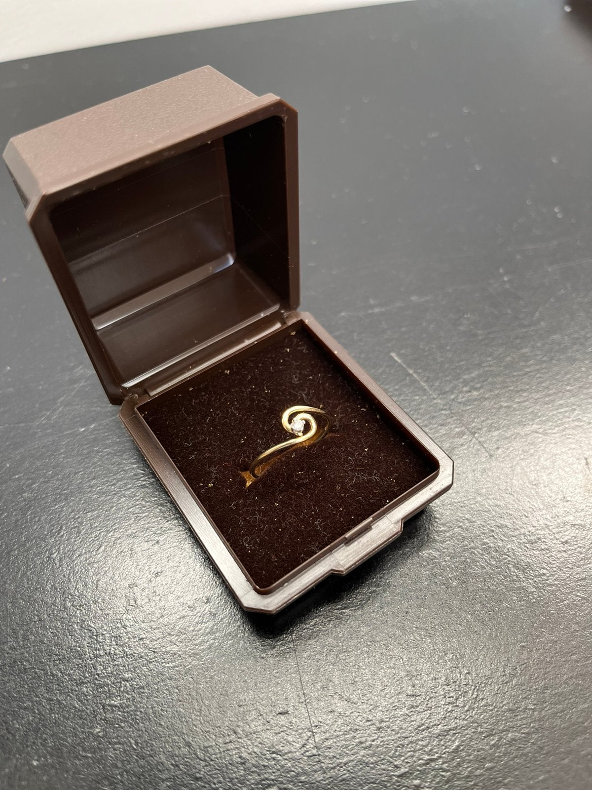 14 karaat (585) gouden ring maat 17, Verzenden, Zo goed als nieuw, 17 tot 18, Dame