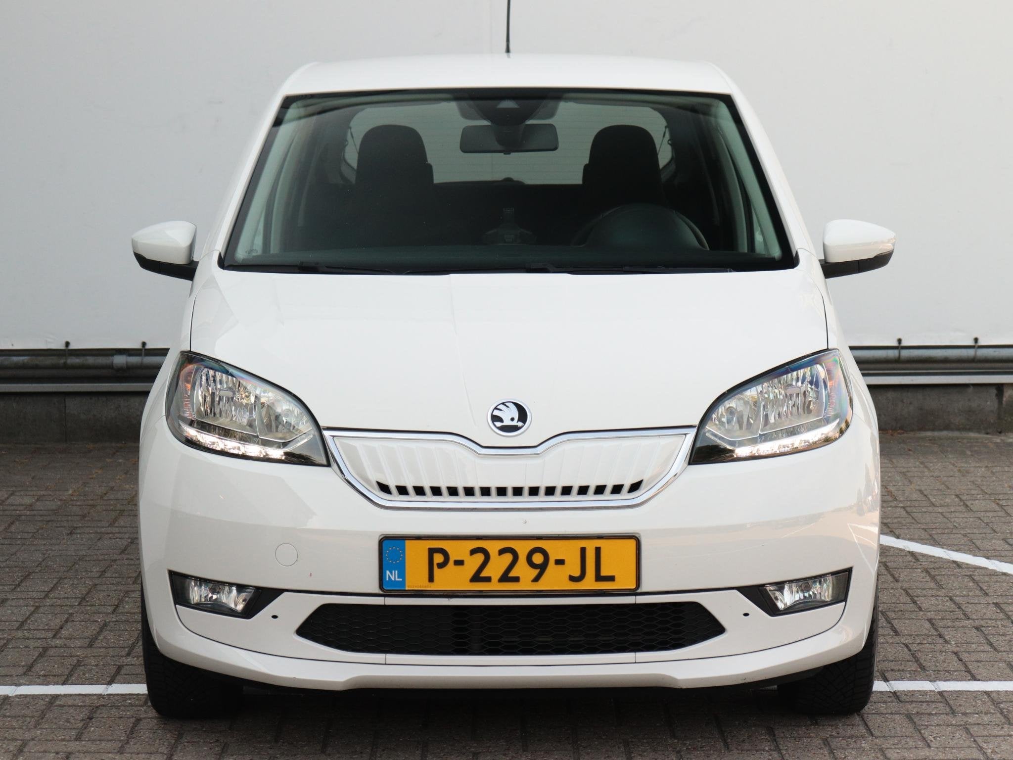 Skoda Citigo e-iV EV Style | Stoelverwarming | Climate contr, Auto's, 83 pk, Stof, Zwart, Wit
