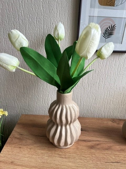 5 mooie witte tulpen zonder vaas, Binnen, Kunstbloem, Nieuw, Ophalen of Verzenden