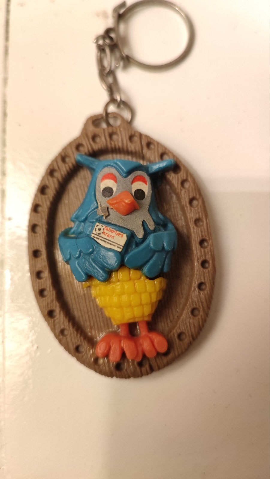 Vintage Meneer de Uil Fabeltjes krant Sleutelhanger 1968, Ophalen of Verzenden, Gebruikt