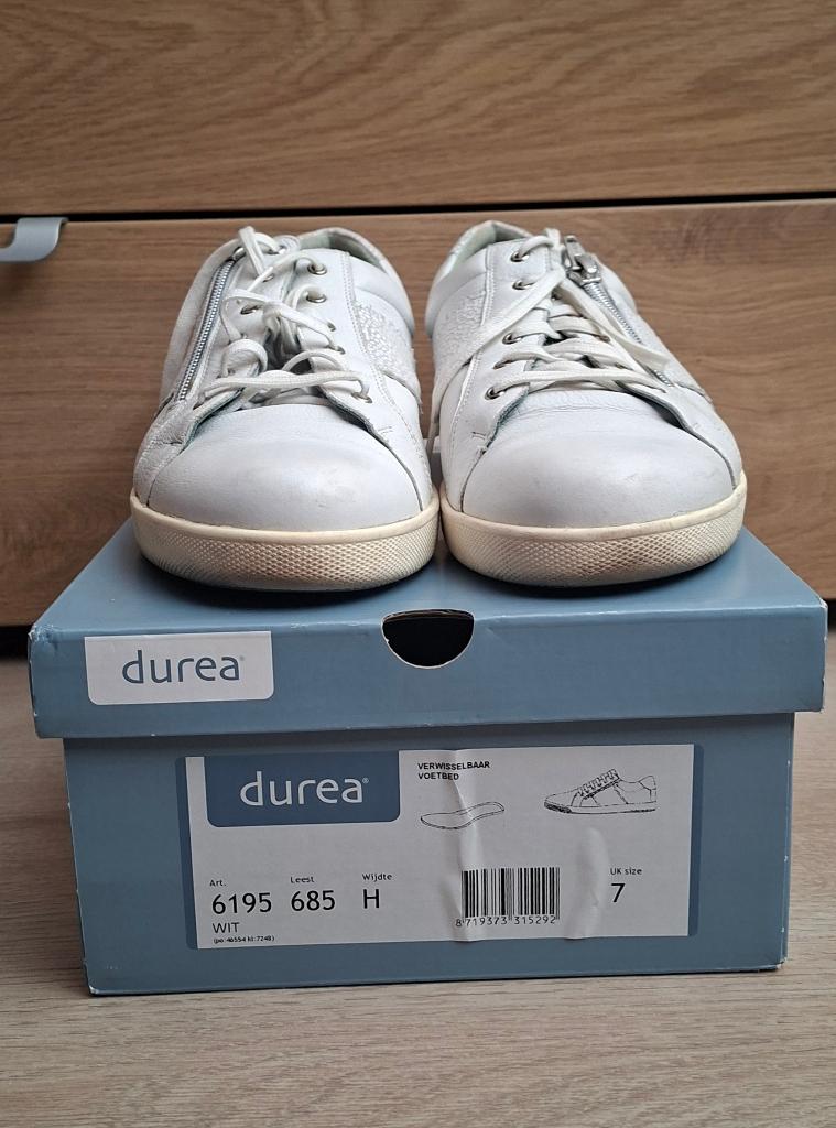 52 ... Zgan Durea sneakers - mooie witte schoenen maat 7 H, Kleding | Dames, Schoenen, Durea, Wit, Ophalen of Verzenden, Sneakers of Gympen