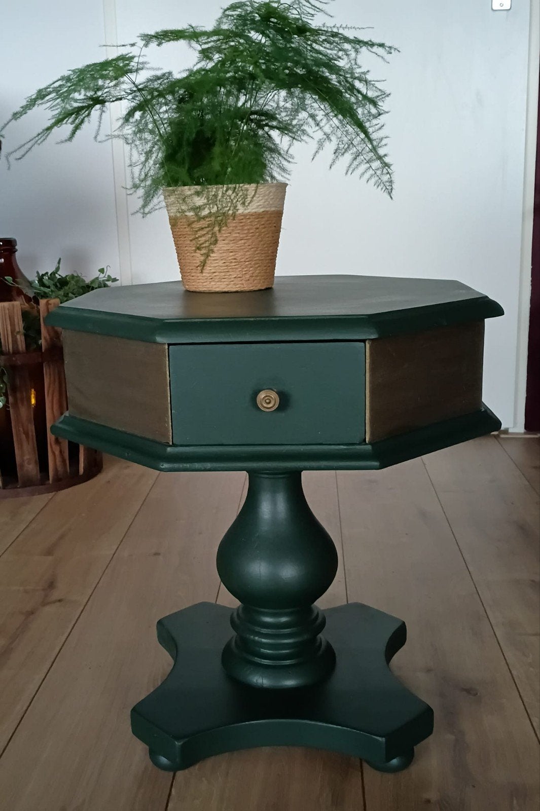 Massief houten Engels wijntafeltje/drum table, Ophalen of Verzenden, 25 tot 50 cm, Rechthoekig