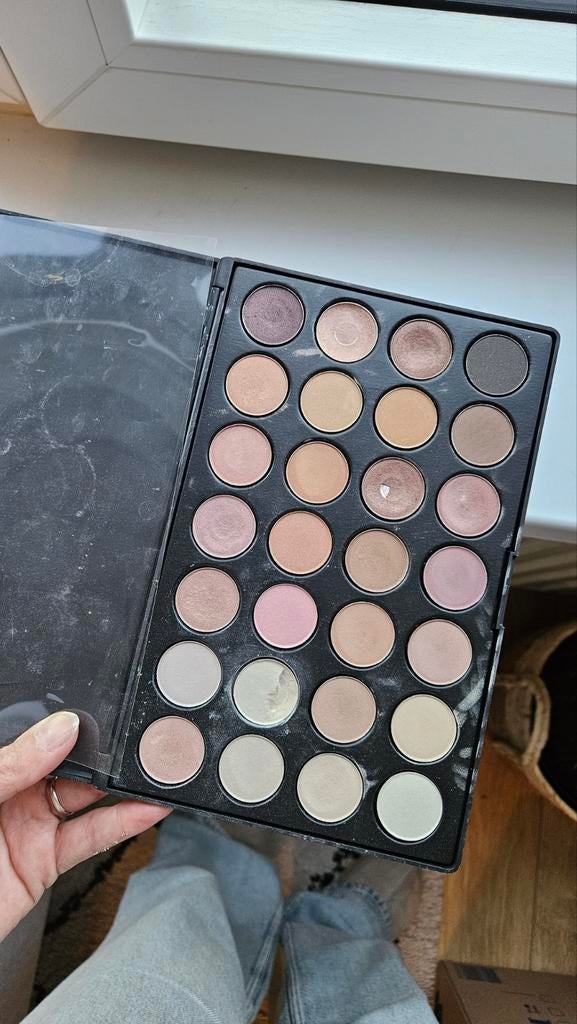 Zoeva make-up palette met diverse oogschaduwkleuren, Gebruikt, Ophalen of Verzenden, Make-up, Overige kleuren