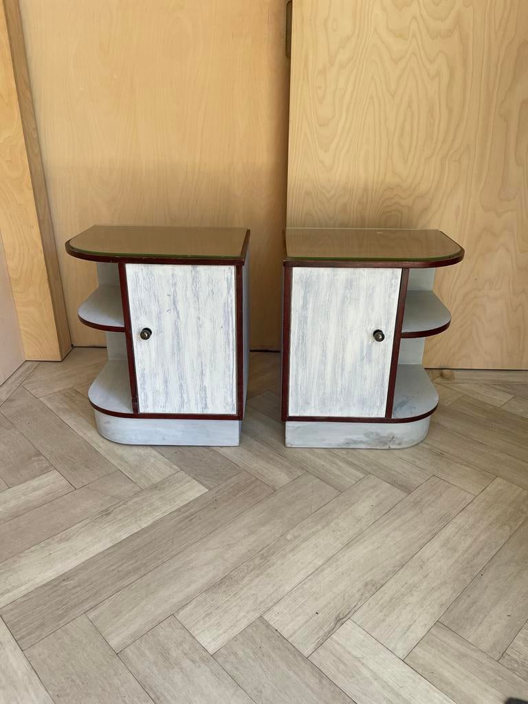 Set van 2 vintage nachtkastjes met glasplaat - Jaren '50, Gebruikt, Minder dan 45 cm, Hout, 55 tot 70 cm