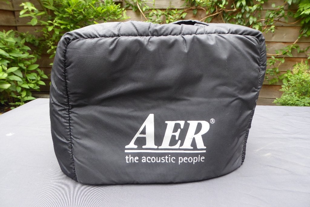 Hoes voor AER versterker, Muziek en Instrumenten, Versterkers | Bas en Gitaar, Ophalen of Verzenden, Gebruikt, Gitaar, Minder dan 50 watt