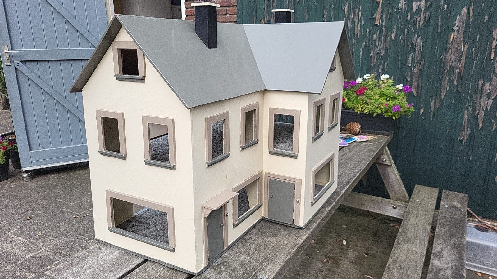 Groot houten poppenhuis barbiehuis met twee verdiepingen, Verzamelen, Poppenhuizen en Toebehoren, Ophalen, Gebruikt, Poppenhuis