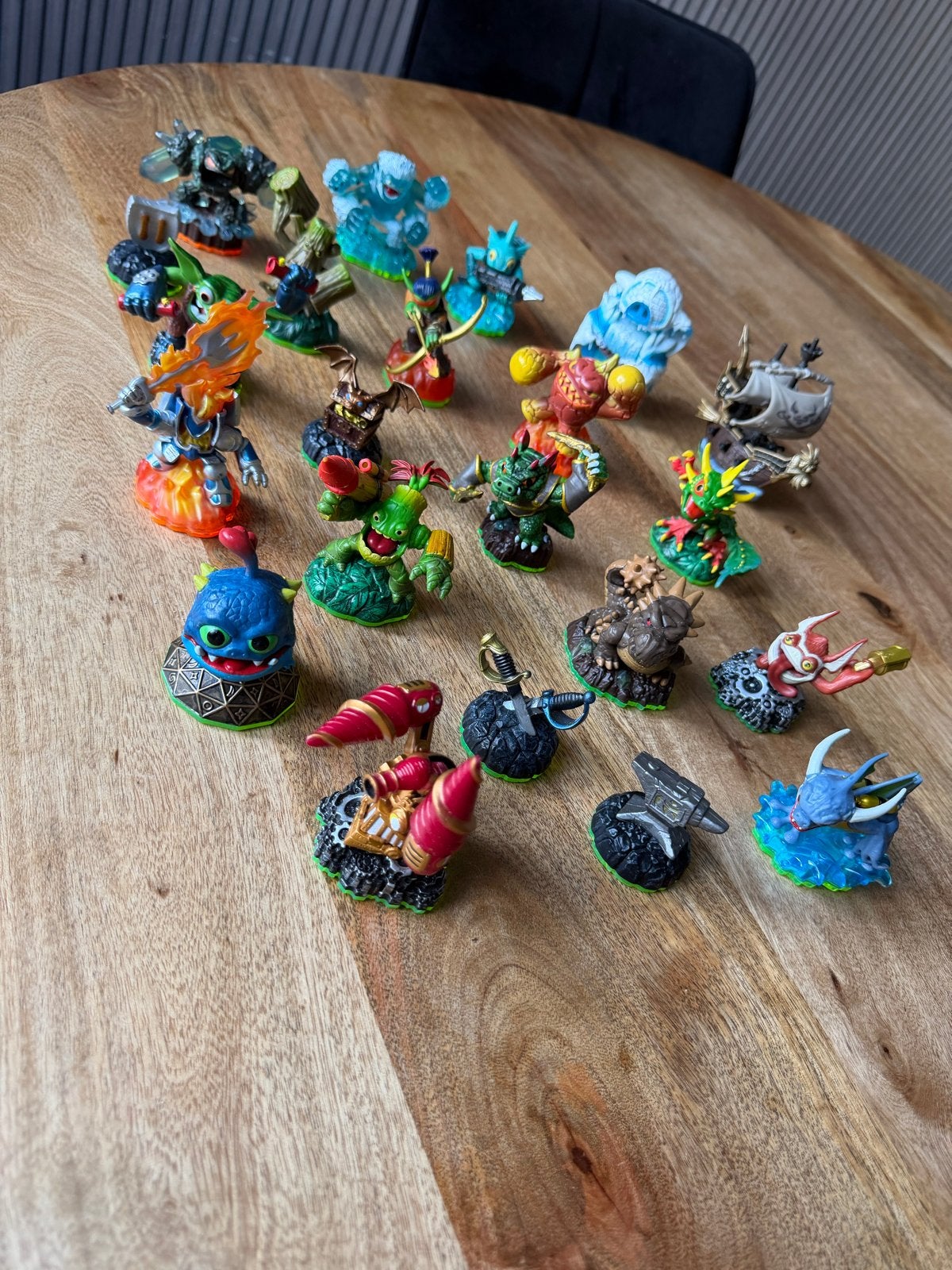 Grote collectie Skylanders figuren, Ophalen of Verzenden, Gebruikt