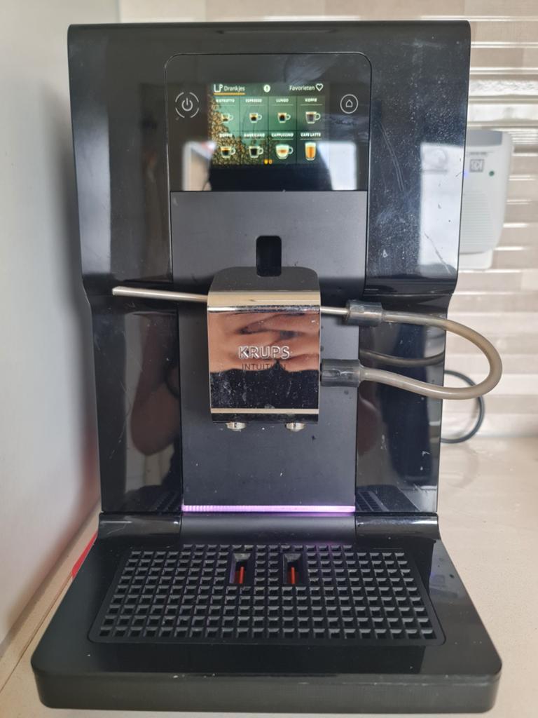 Krups Intuition Quattro Force Koffiemachine  Zo goed als ni, Witgoed en Apparatuur, Koffiezetapparaten, Ophalen of Verzenden, Zo goed als nieuw