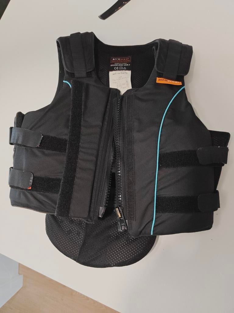 Equestrian body protection, Ophalen